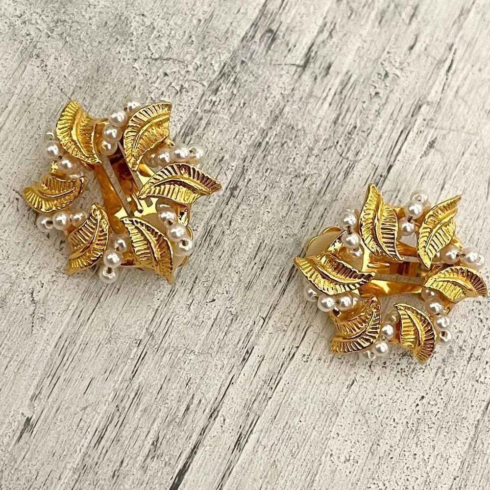 Gold tone faux Pearl clip on earrings